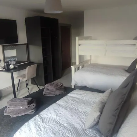 Hotel John Eoinin's Bar And *