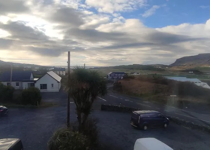 Hotel John Eoinin's Bar And *